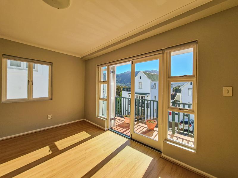 To Let 2 Bedroom Property for Rent in Hout Bay Western Cape